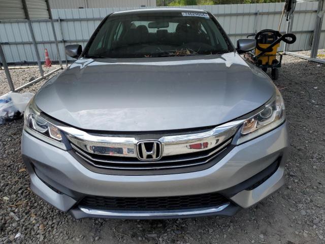 1HGCR2F37GA133733  - HONDA ACCORD LX  2016 IMG - 4