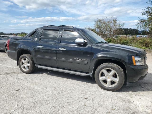 3GNMCFE0XDG357831  - CHEVROLET AVALANCHE  2013 IMG - 3