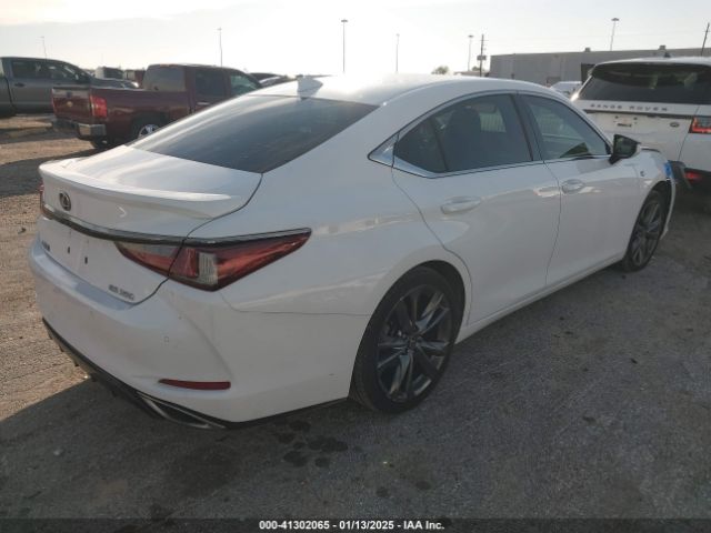 58ABZ1B15KU017600  - LEXUS ES  2019 IMG - 3