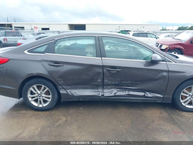 5NPE24AF1HH563566  - HYUNDAI SONATA  2017 IMG - 5