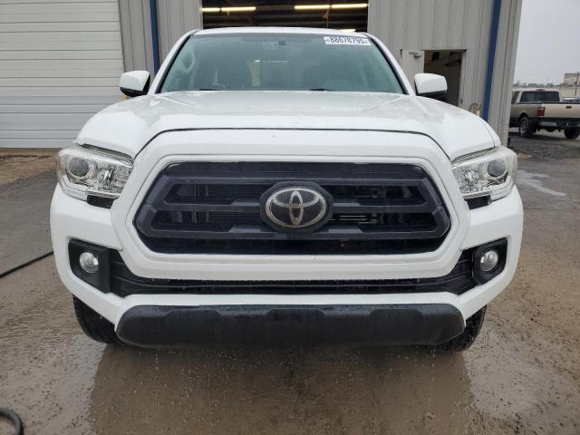 5TFAZ5CN3JX059292  - TOYOTA TACOMA DOU  2018 IMG - 4