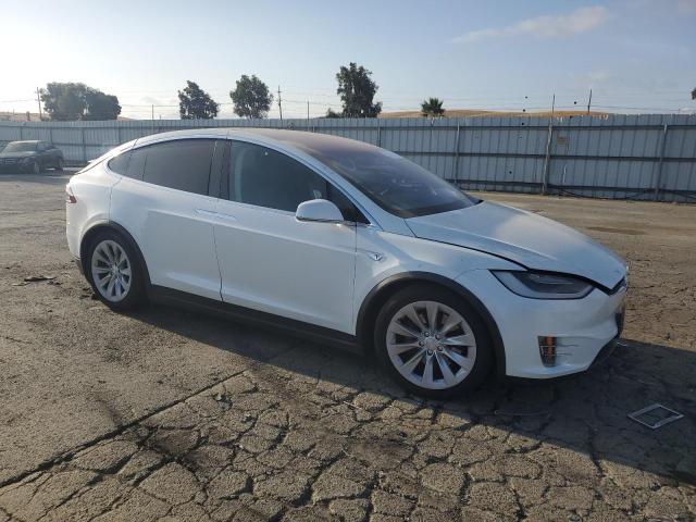 5YJXCAE25GF001730  - TESLA MODEL X  2016 IMG - 3