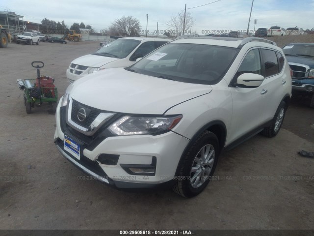 JN8AT2MV9HW284142 CB3920EC - NISSAN ROGUE  2017 IMG - 1