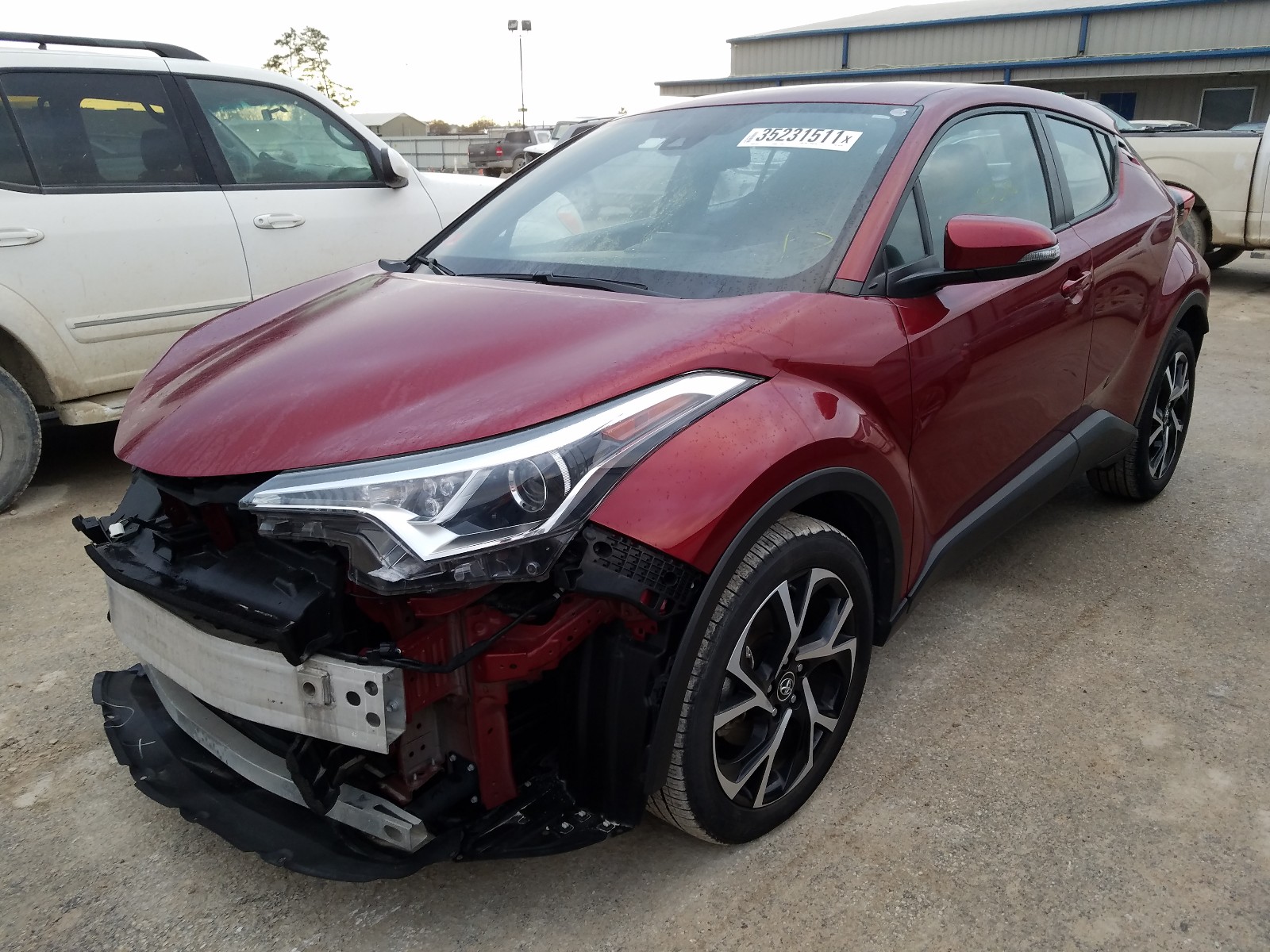 NMTKHMBX7JR057294 BK5656CK - TOYOTA C-HR  2018 IMG - 1