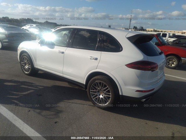 WP1AA2A24JKA07051 AP8686EB - PORSCHE CAYENNE  2017 IMG - 2