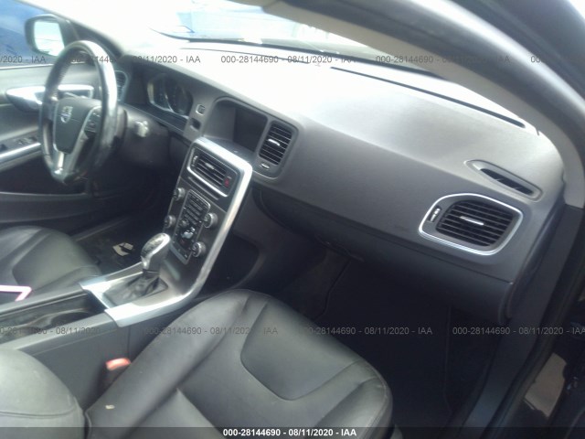 YV140MFC7F2317730 AI8435MH - VOLVO S60  2014 IMG - 4