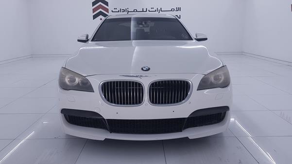 WBAKB8C59BCY64469  - BMW 750  2011 IMG - 0