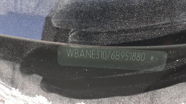 WBANE31076B951880  - BMW 528  2006 IMG - 2
