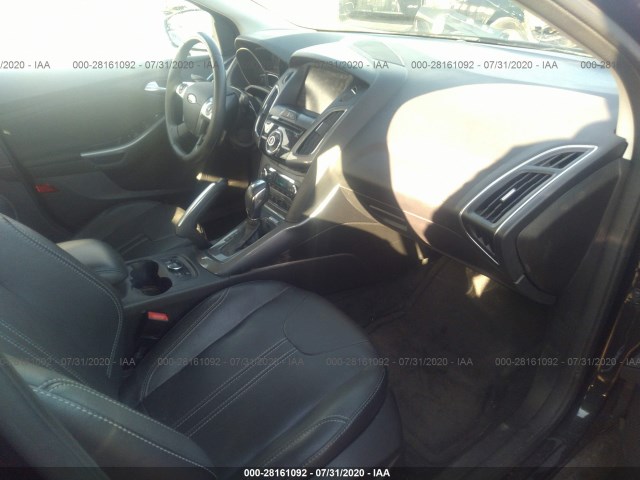 1FADP3J25DL141459 BC0214OA - FORD FOCUS  2012 IMG - 4