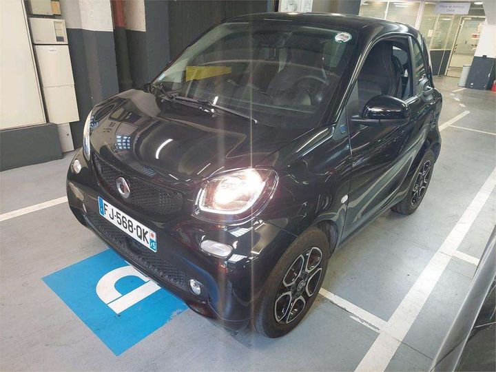 WME4533911K383340  -  Fortwo Coupe 2019 IMG - 1 