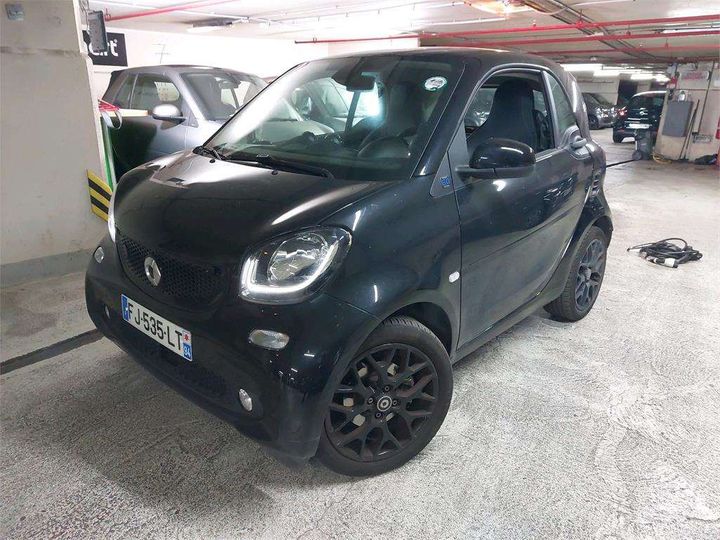 WME4533911K382628  - SMART FORTWO COUPE  2019 IMG - 1
