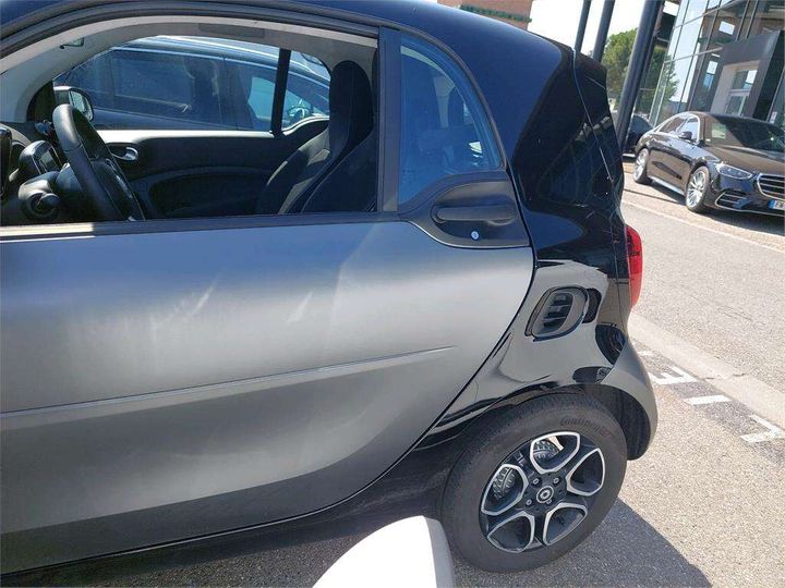 WME4533911K377474  - SMART FORTWO COUPE  2019 IMG - 30