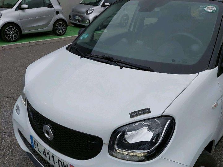 WME4530911Y242519  - SMART FORFOUR  2019 IMG - 15