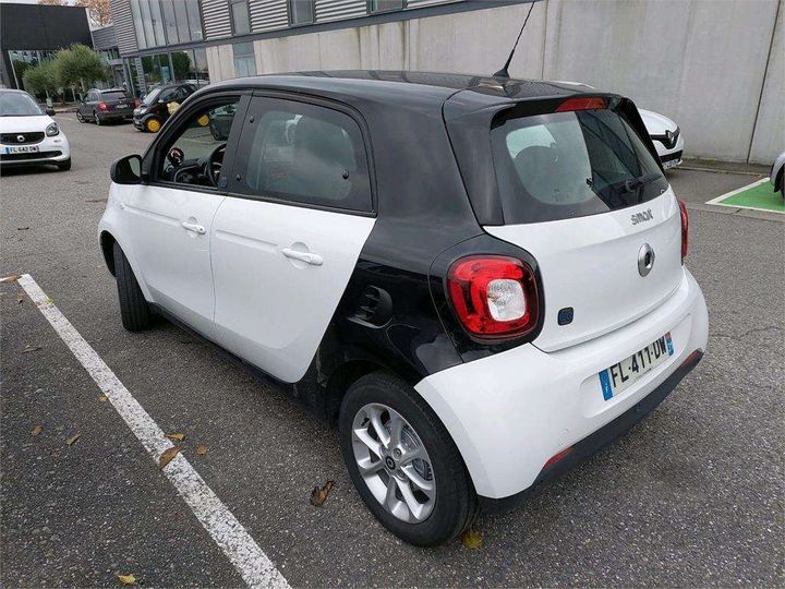 WME4530911Y242519  - SMART FORFOUR  2019 IMG - 2
