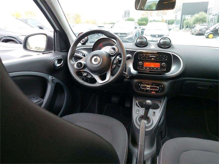 WME4530911Y242519  - SMART FORFOUR  2019 IMG - 4