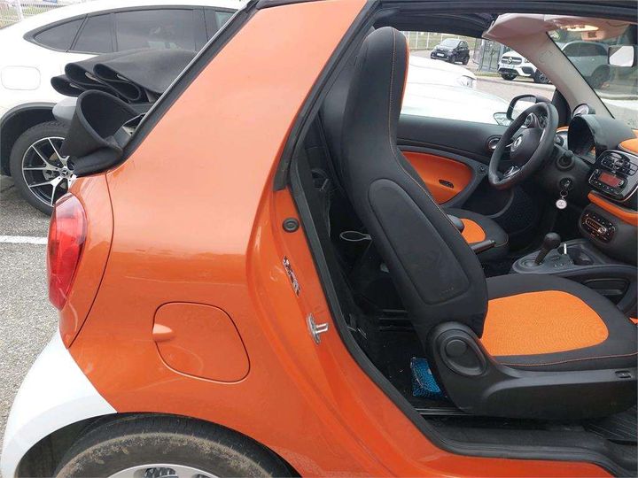 WME4534911K389674  - SMART FORTWO CABRIOLET  2019 IMG - 10
