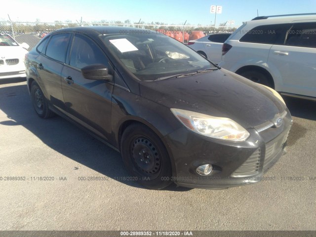 1FAHP3F26CL153838  - FORD FOCUS  2012 IMG - 0