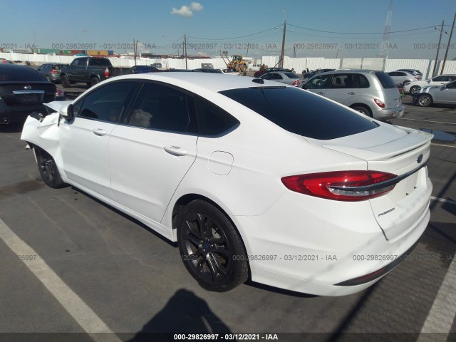 3FA6P0H7XJR127594 AX7566ME - FORD FUSION  2017 IMG - 2