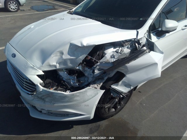 3FA6P0H7XJR127594 AX7566ME - FORD FUSION  2017 IMG - 5