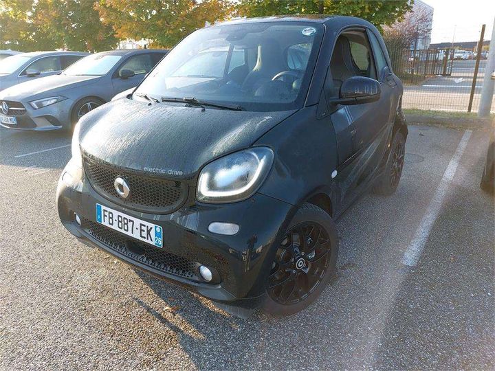 WME4533911K213432  - SMART FORTWO COUPE  2018 IMG - 1