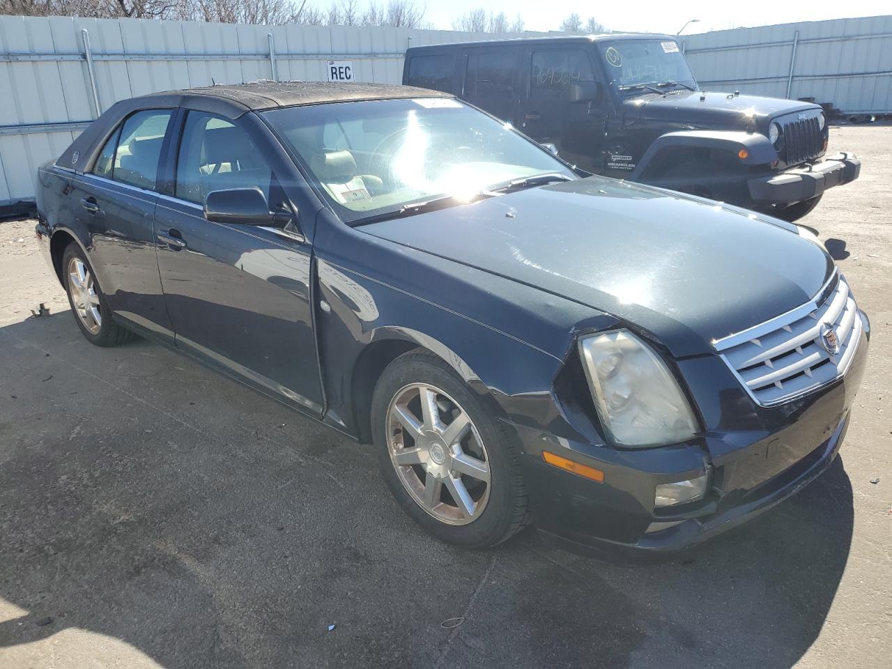1G6DC67A850214187  - CADILLAC STS  2005 IMG - 3