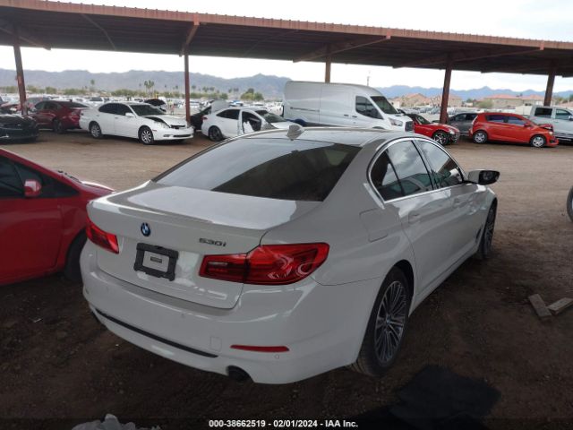 WBAJA5C53KWW09926  - BMW 530I  2019 IMG - 3