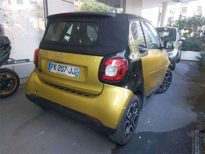 WME4534911K412625  - SMART FORTWO CABRIOLET  2019 IMG - 3