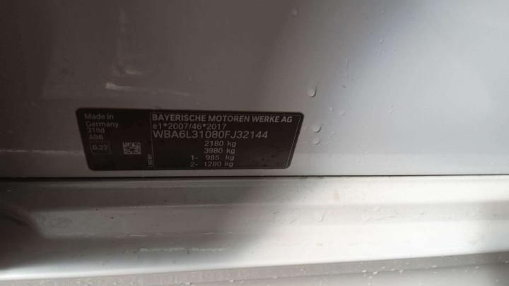 WBA6L31080FJ32144  - BMW SERIE 3  2019 IMG - 10