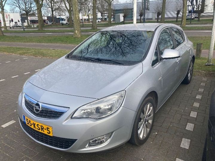 W0LPE6ED7A8030564  - OPEL ASTRA  2010 IMG - 1