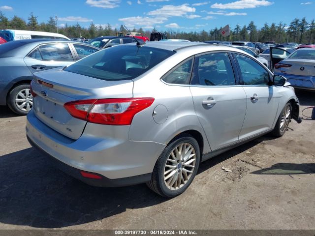1FAHP3H28CL423813  - FORD FOCUS  2012 IMG - 3