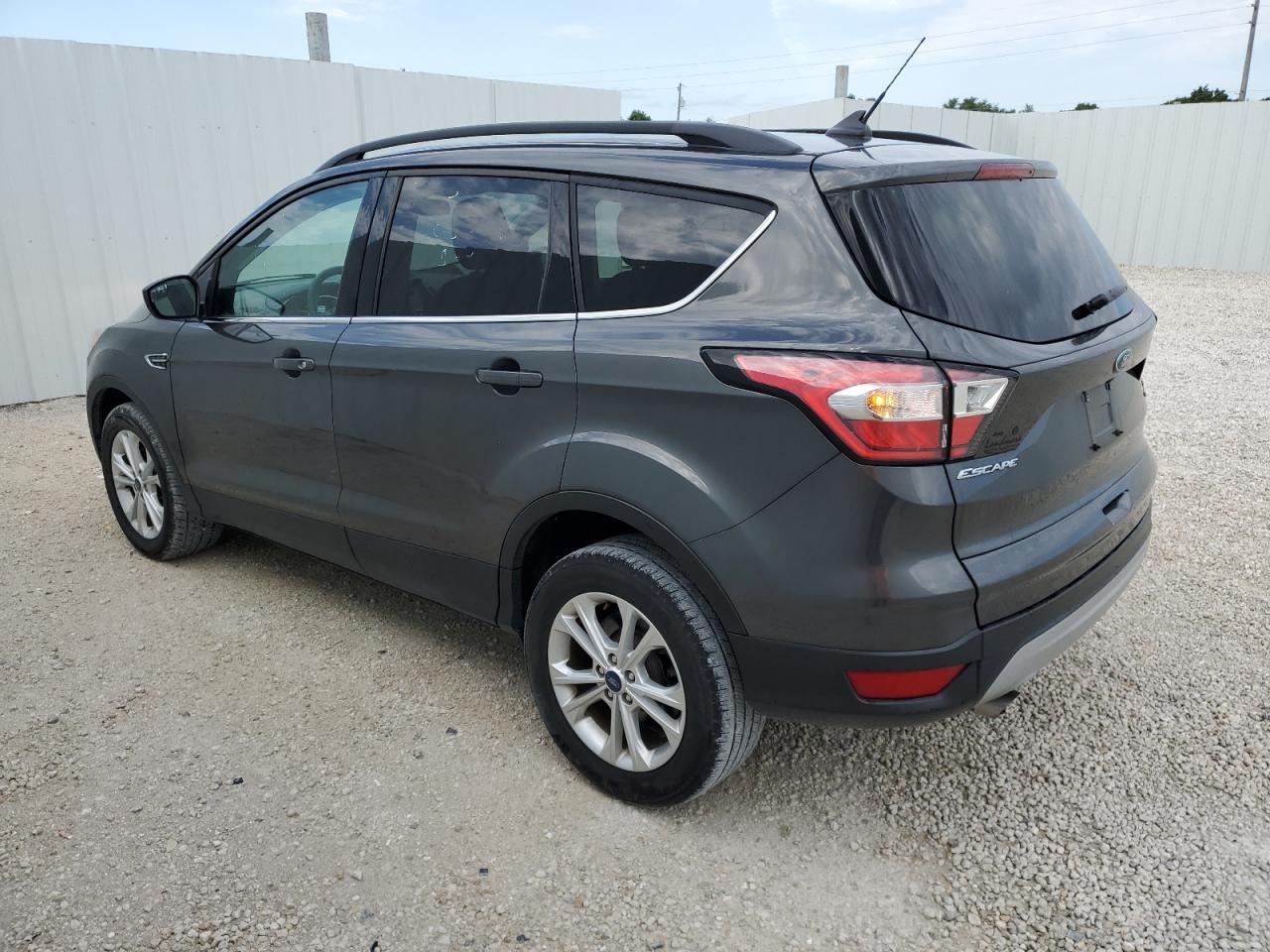 1FMCU9GD5JUD49756  - FORD ESCAPE  2018 IMG - 1