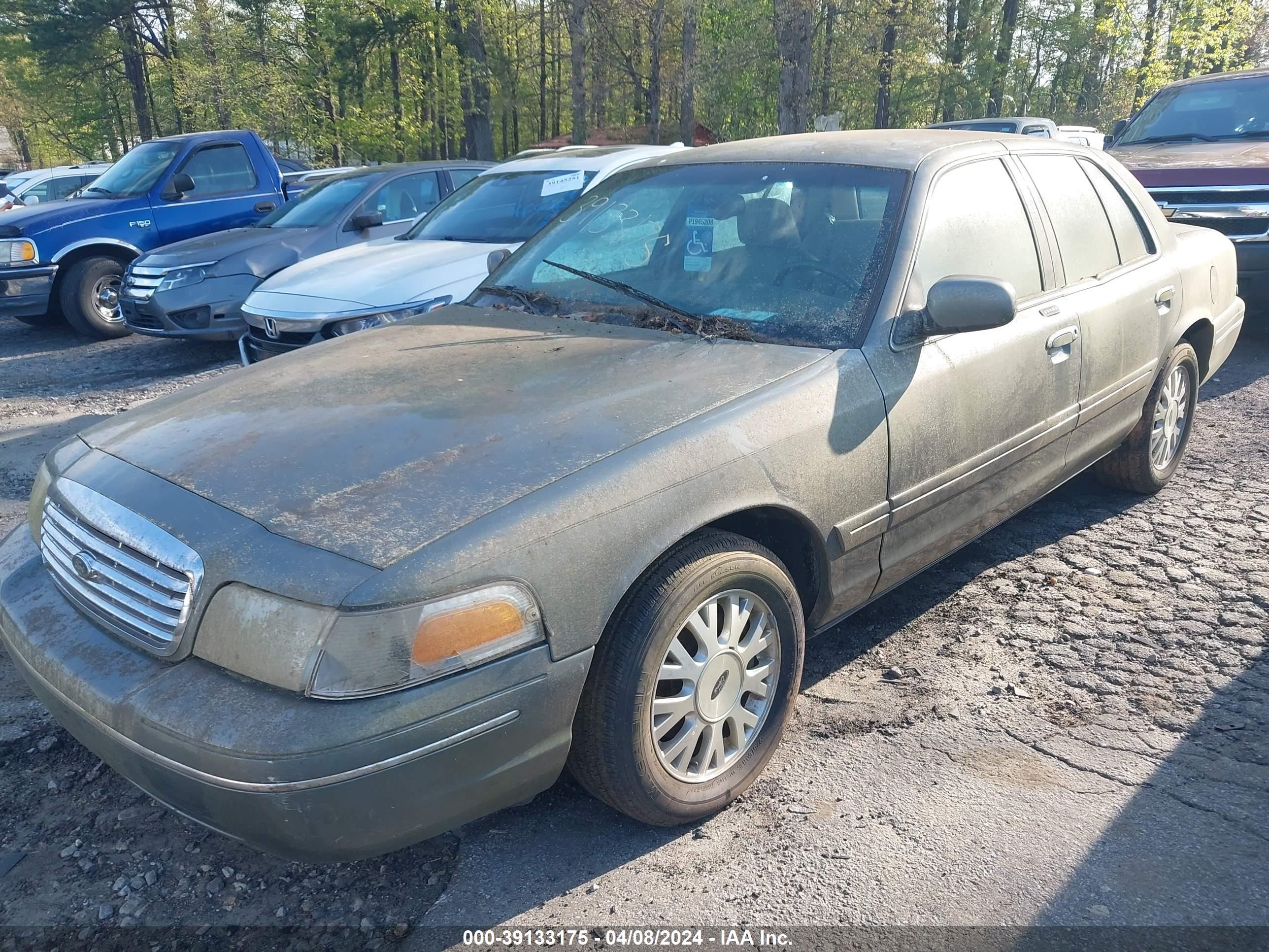 2FAFP74W73X103571  - FORD CROWN VICTORIA  2003 IMG - 1