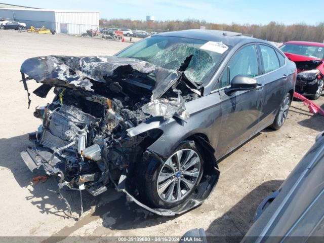 3FA6P0T92KR260635  - FORD FUSION  2019 IMG - 1