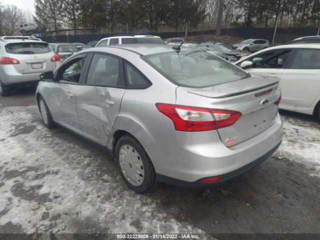 1FAHP3F26CL225265  - FORD FOCUS  2012 IMG - 2