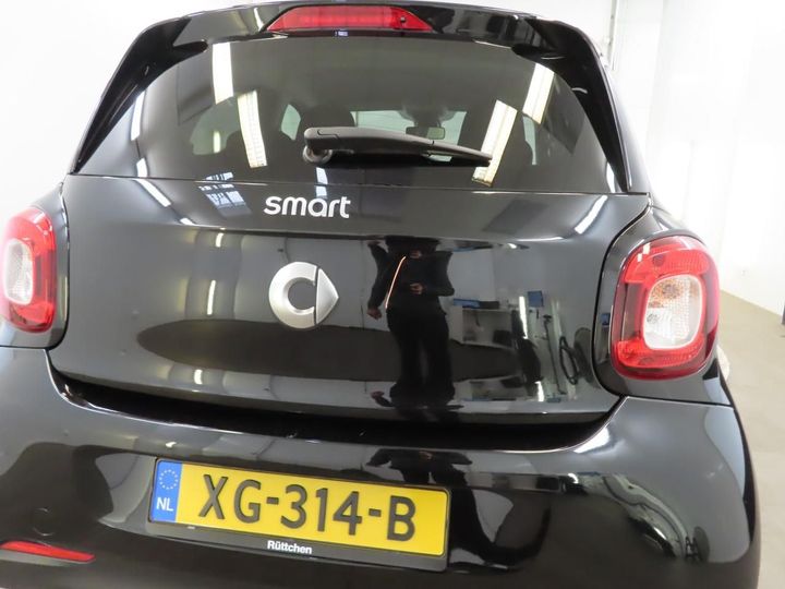 WME4530421Y199148  - SMART FORFOUR  2018 IMG - 22