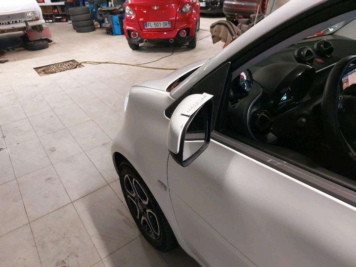 WME4533911K325361  - SMART FORTWO COUPE  2018 IMG - 19