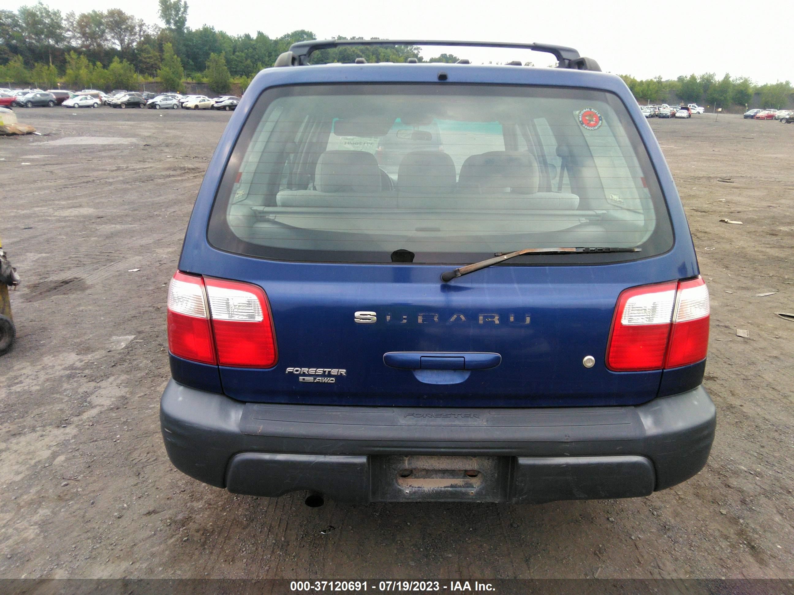 JF1SF63581H746125  - SUBARU FORESTER  2001 IMG - 15