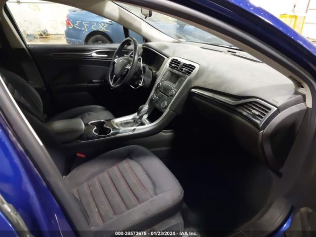 3FA6P0T95GR373034  - FORD FUSION  2016 IMG - 4