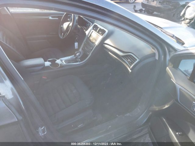 3FA6P0H91GR384153  - FORD FUSION  2016 IMG - 4