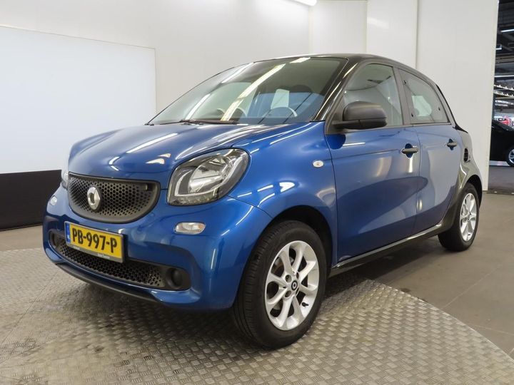 WME4530421Y137093  - SMART FORFOUR  2017 IMG - 0