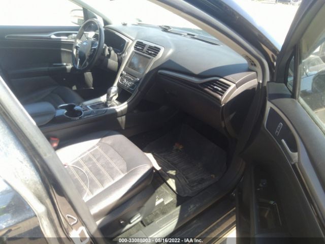 3FA6P0H96GR188550  - FORD FUSION  2016 IMG - 4