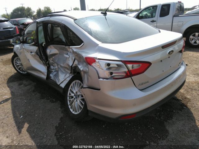 1FAHP3H29CL382589  - FORD FOCUS  2012 IMG - 2