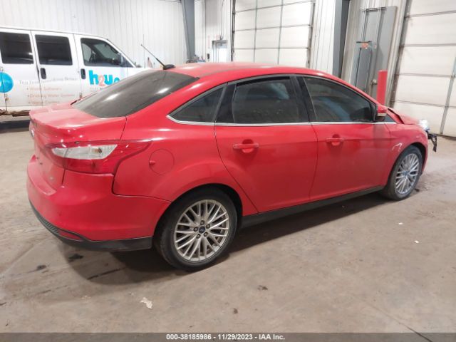1FAHP3H28CL140666  - FORD FOCUS  2012 IMG - 3