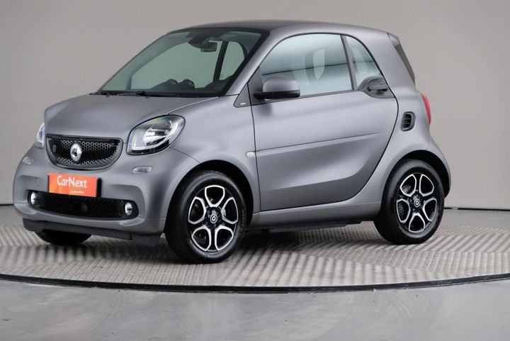 WME4533911K328664  -  Fortwo 2018 IMG - 2 