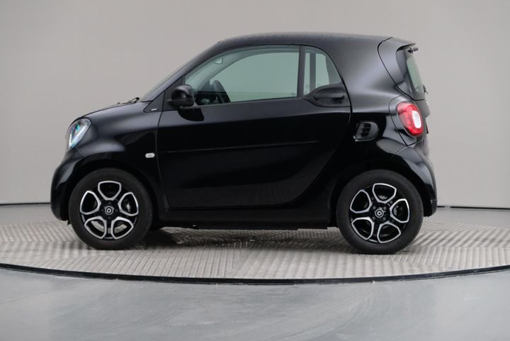 WME4533911K329848  - SMART FORTWO COUPE  2018 IMG - 4