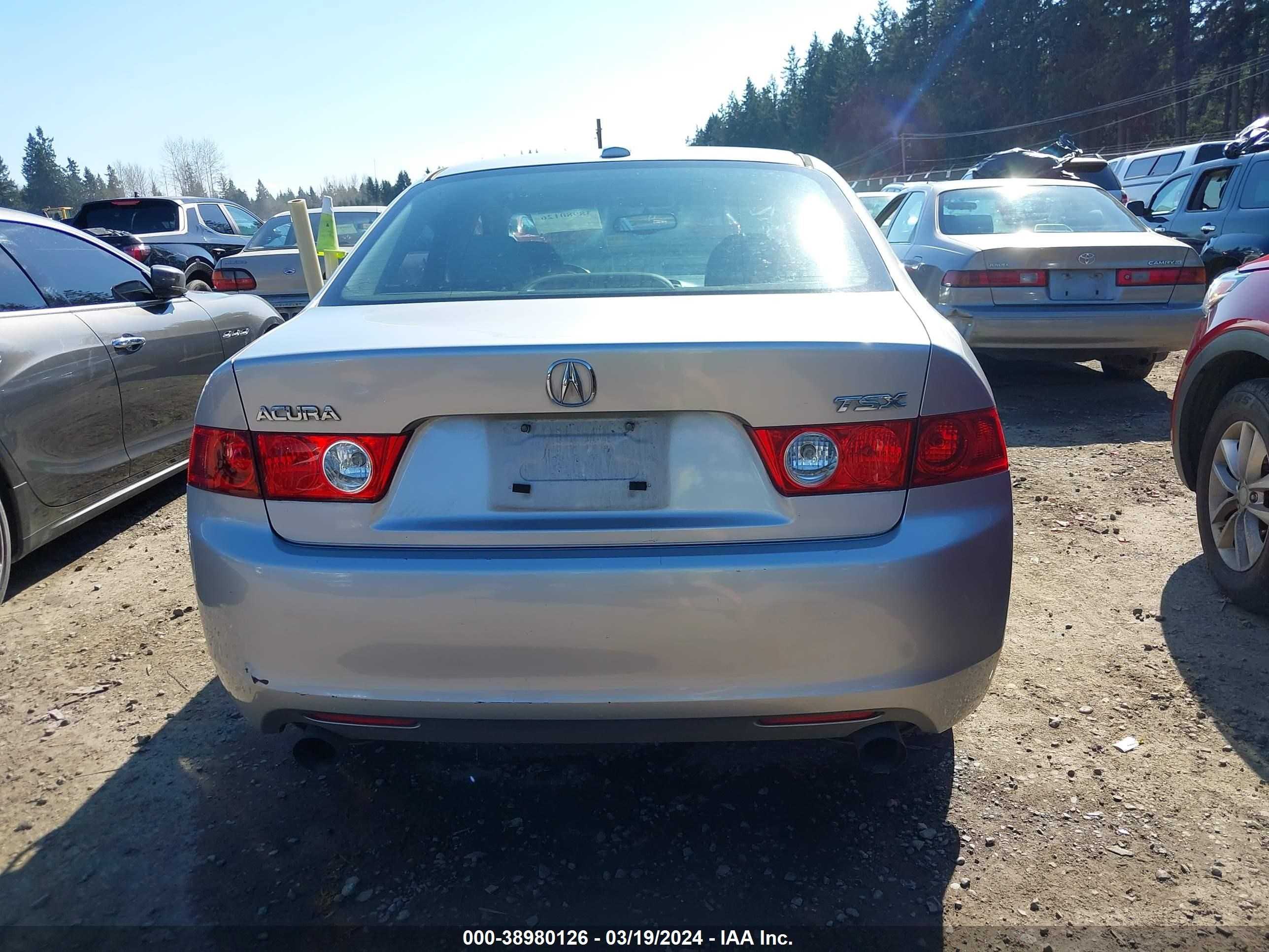 JH4CL96895C027546  - ACURA TSX  2005 IMG - 15