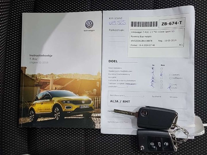 WVGZZZA1ZKV108878  - VW T-ROC  2019 IMG - 12