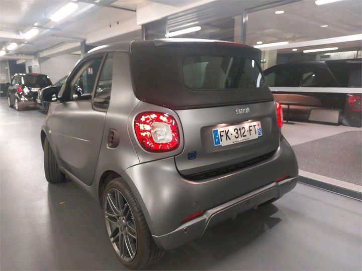 WME4534911K412947  - SMART FORTWO CABRIOLET  2019 IMG - 2
