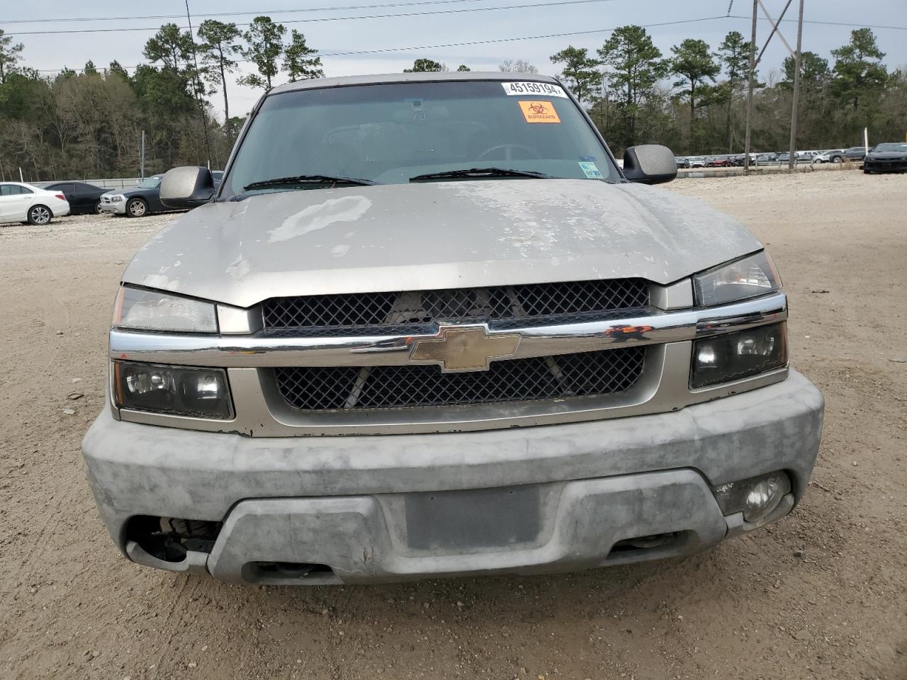 3GNEC13T42G156329  - CHEVROLET AVALANCHE  2002 IMG - 4