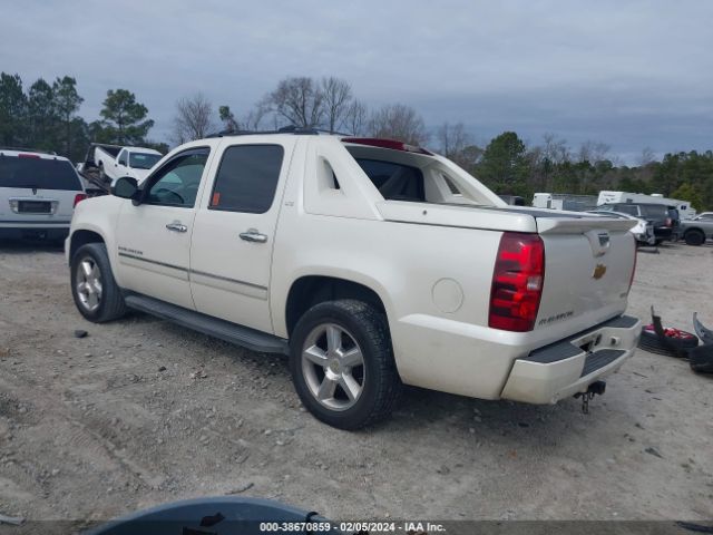 3GNTKGE79CG155675  - CHEVROLET AVALANCHE 1500  2012 IMG - 2